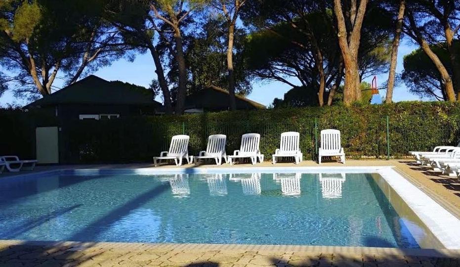 Charmant 2 Pieces Au Coeur Des Golfs De Saint Raphael Εξωτερικό φωτογραφία