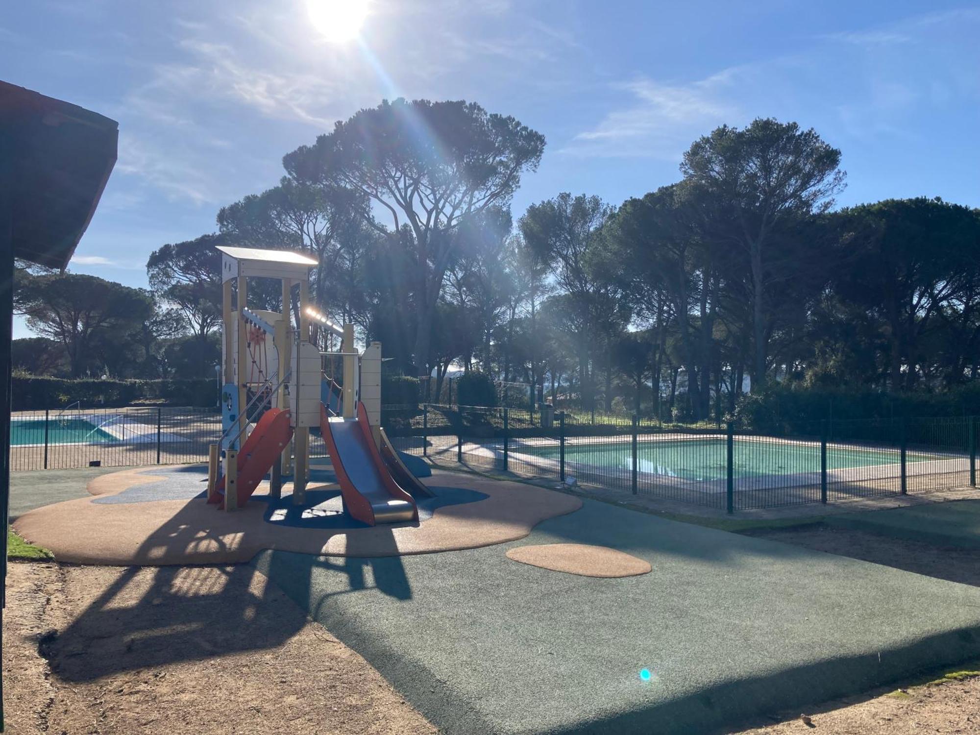 Charmant 2 Pieces Au Coeur Des Golfs De Saint Raphael Εξωτερικό φωτογραφία