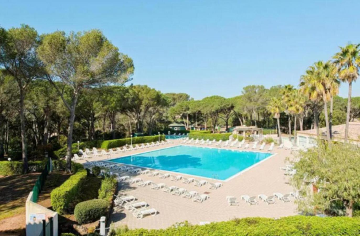 Charmant 2 Pieces Au Coeur Des Golfs De Saint Raphael Εξωτερικό φωτογραφία